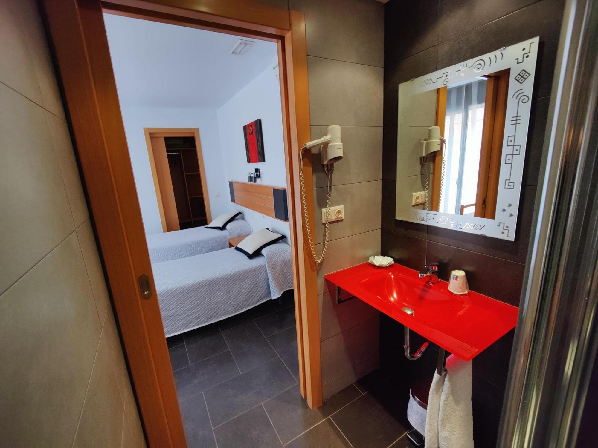 Guest house Manel 2*